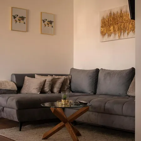 Apartman Patrizia Karlovac Exterior foto