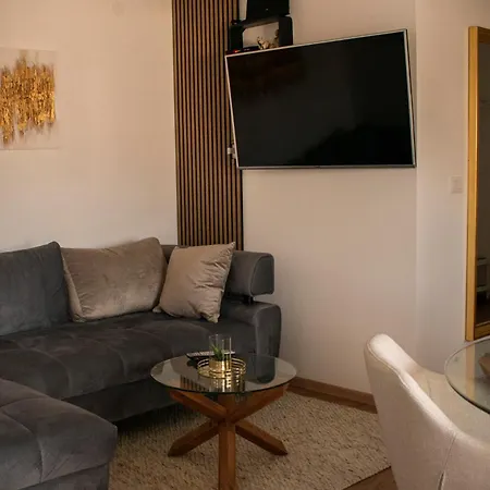 Apartman Patrizia Karlovac Exterior foto